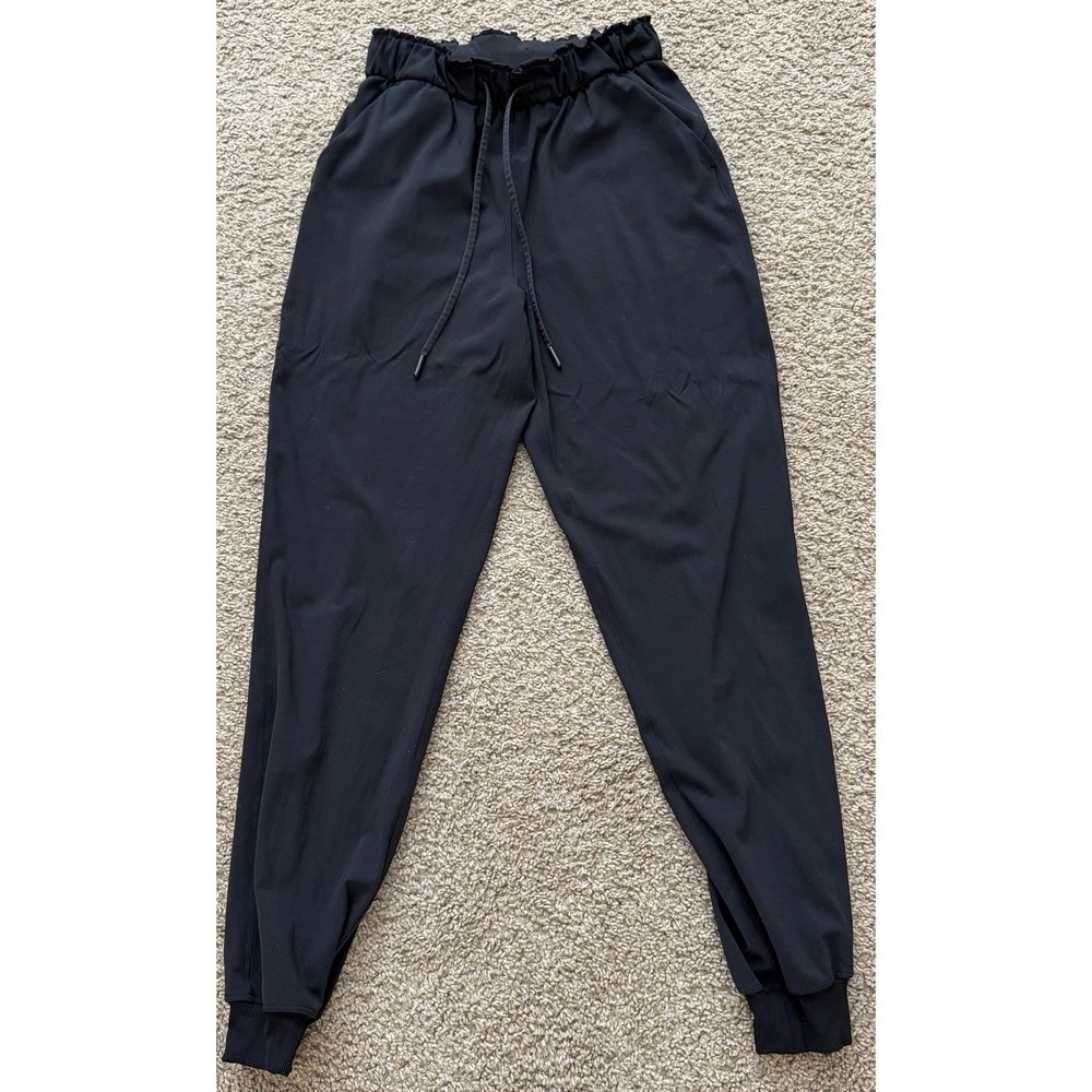 Lululemon Women's Size‎ 4 Keep Moving Jogger Pant Black W5CV4S
